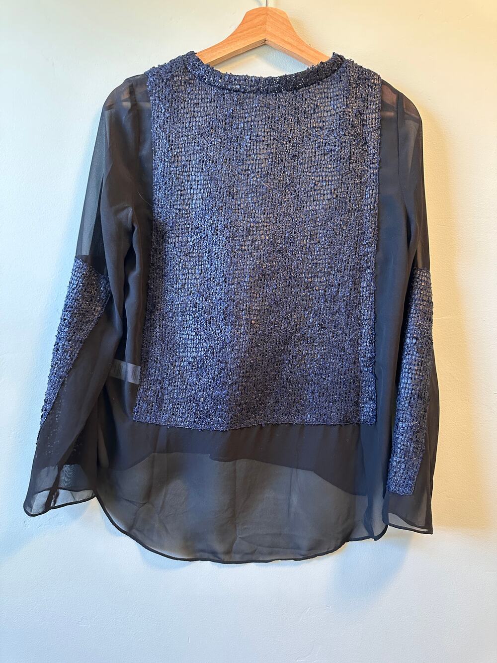 Boutique Aryn K Navy and Black Sweater